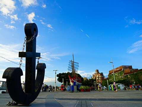 Dadaocheng Wharf