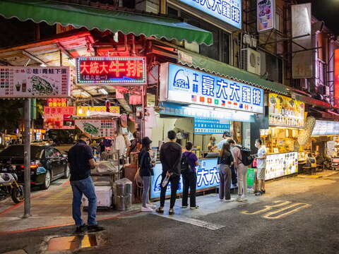 士林観光夜市