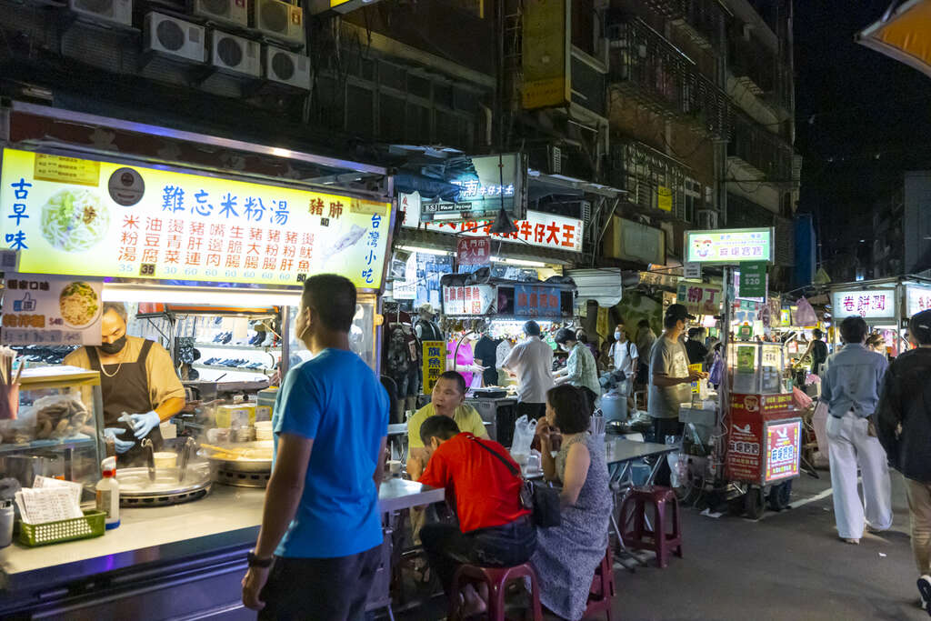 Chợ đêm tham quan phố Nhiêu Hà