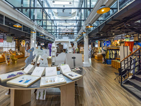16工坊聚集臺灣文創品牌(圖片來源:臺北市政府觀光傳播局)