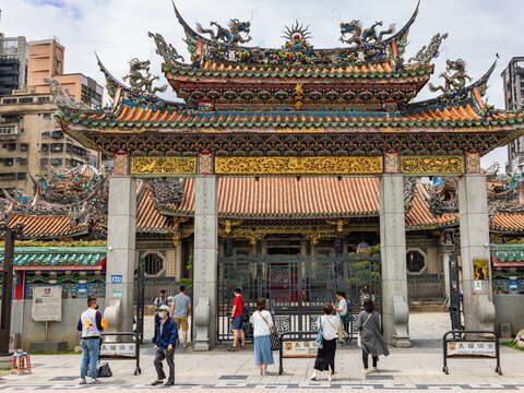 龍山寺