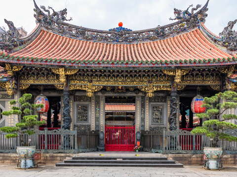 龍山寺