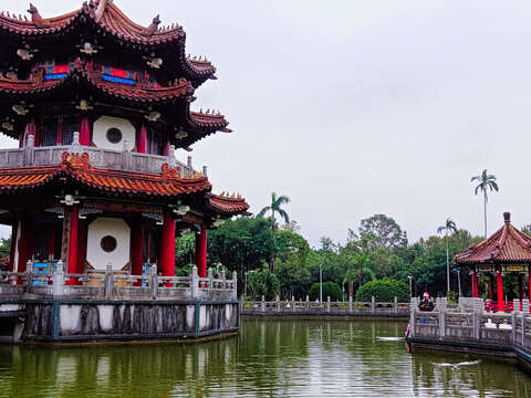 二二八和平公園中國式庭臺樓閣_高讚賢攝