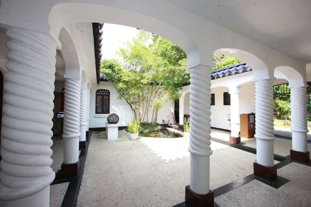 Rumah Vila Lin Yu Tang