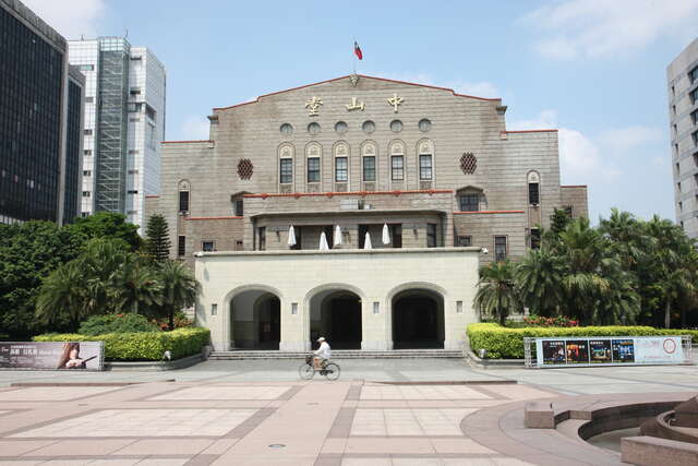 中山堂建築全景_攝影/王能佑
