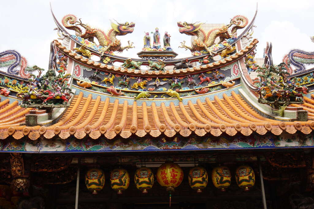 Dadaocheng Cisheng Temple