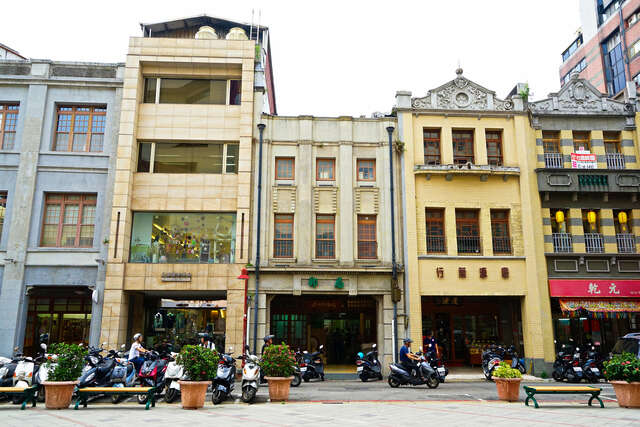 迪化街郵局-郵局遠景-攝影/高讚賢