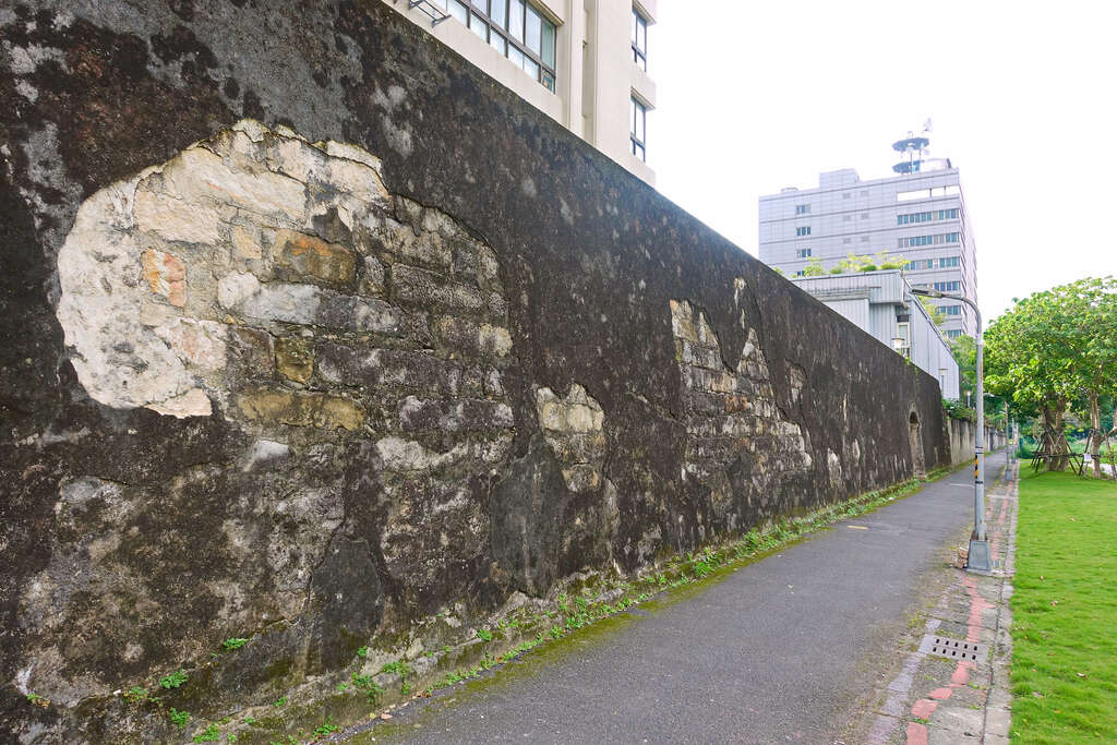 Remains of Taipei Prison Wall