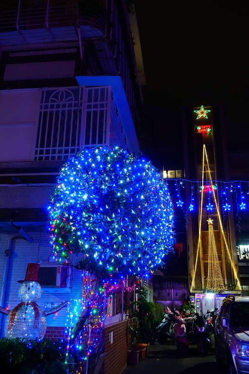 吉慶聖誕巷-街道聖誕燈飾一景-攝影/劉佳雯