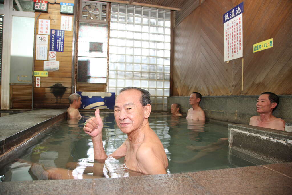 Hot Spring Heritage Tour