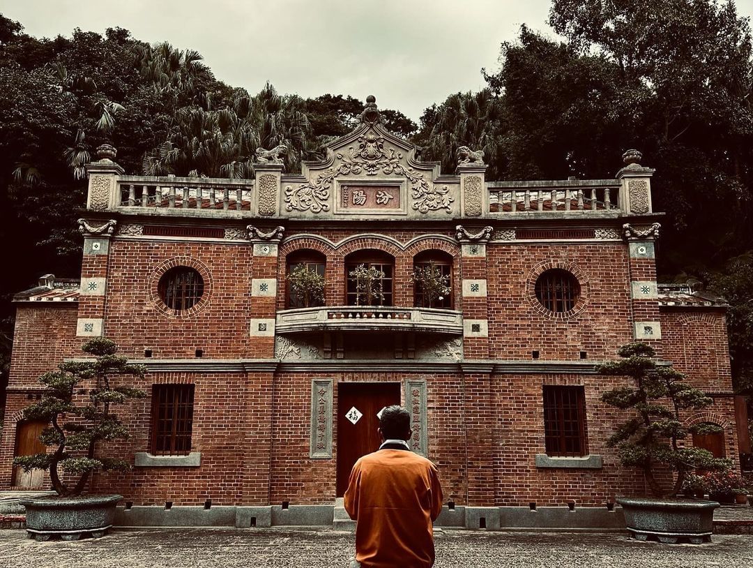 Instagram-(Open Window)