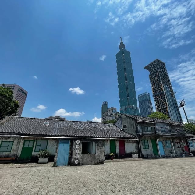 Instagram-(新しいウィンドウを開きます)