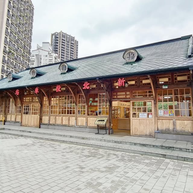 Instagram-(新しいウィンドウを開きます)