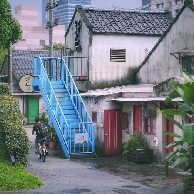 Instagram-(新しいウィンドウを開きます)