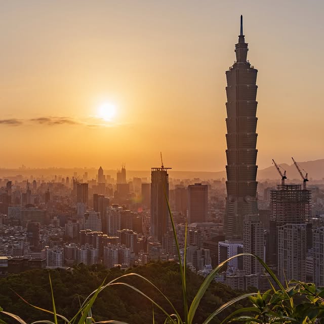 The highest peak of the Four Beasts Mountains Trail ⛰️／四獸山步道的最高點⛰️