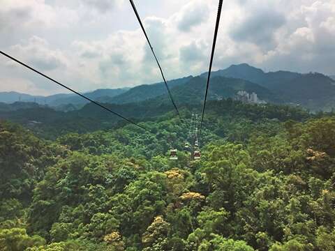 Follow Your  Michelin Guide and Savor Taipei!  Fun Stops Along the MRT