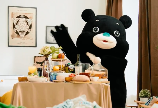 玩樂之餘不忘對環境盡一份心力，跟著熊讚一起「自己的地球自己保護」