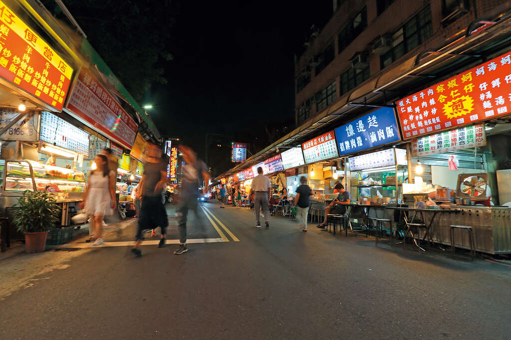 街頭美食大蒐羅　台北夜市打牙祭