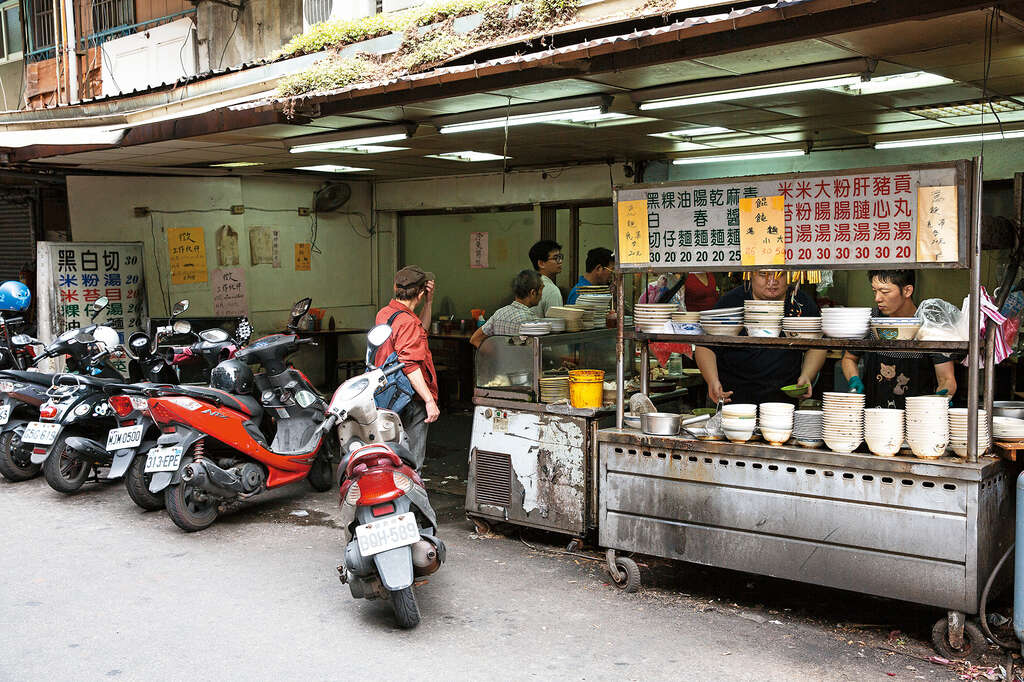 台北經典黑白切　攤頭簡單好滋味
