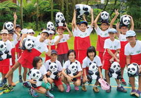 台北畫刊561期—黑白雙熊下鄉快閃 喜見保育小尖兵