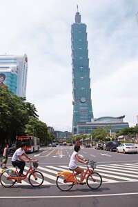 臺北畫刊102年10月第549期—YOUBIKE BE BETTER 微笑單車逆轉勝