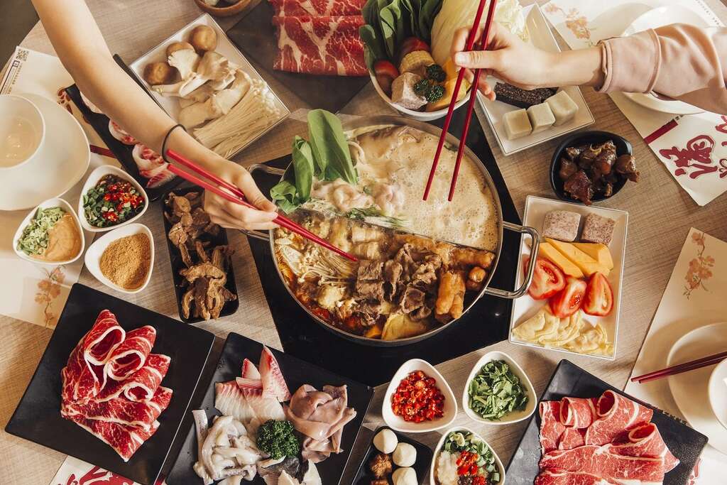 滿堂紅麻辣鴛鴦鍋