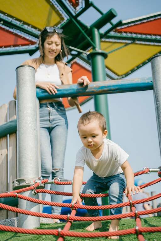 攀爬繩網遊戲場的特性就是沒有起點或終點，不管哪個年齡層的孩子，都能夠挑戰自我。