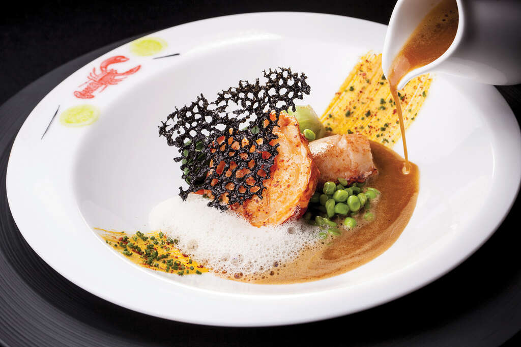 TAIPEI Summer 2019 Vol.16--Michelin Guide Showcases Taipei's Thriving Culinary Scene: From Street Eats to Tasting Menus