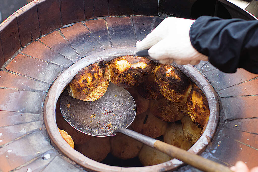 TAIPEI Summer 2019 Vol.16--Michelin Guide Showcases Taipei's Thriving Culinary Scene: From Street Eats to Tasting Menus