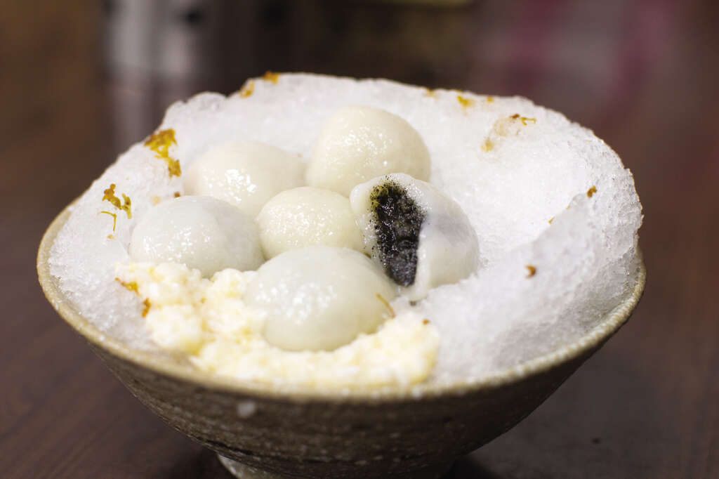 TAIPEI Summer 2019 Vol.16--Michelin Guide Showcases Taipei's Thriving Culinary Scene: From Street Eats to Tasting Menus