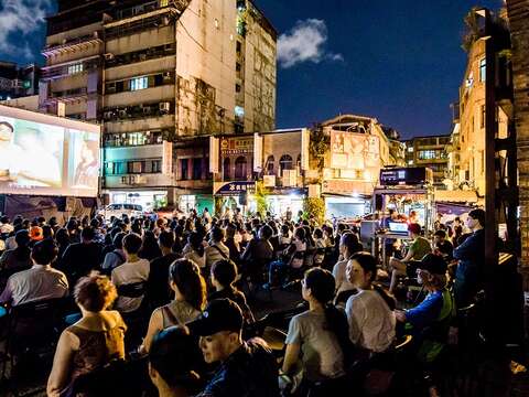 以城市為名，又能在城市街頭觀賞電影，是台北電影節獨具的風格展現。（圖／台北電影節）
