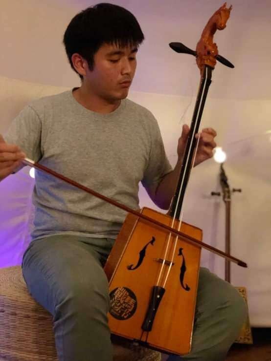 黄煜程宣传照片