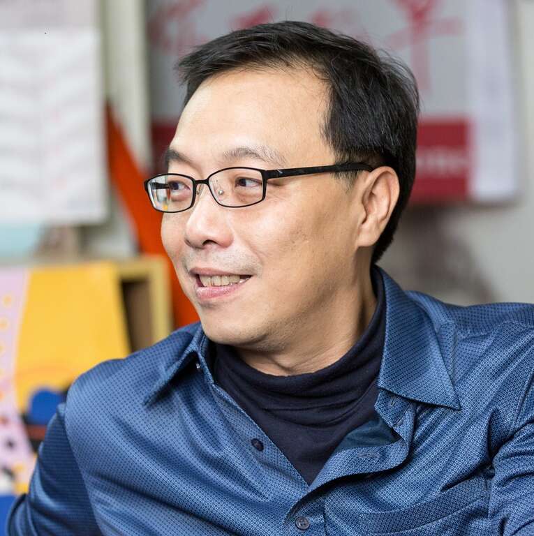 为东南亚移工留下向北生活的理由 —— 灿烂时光 　张正× One-Forty 　陈凯翔(台北画刊108年12月)