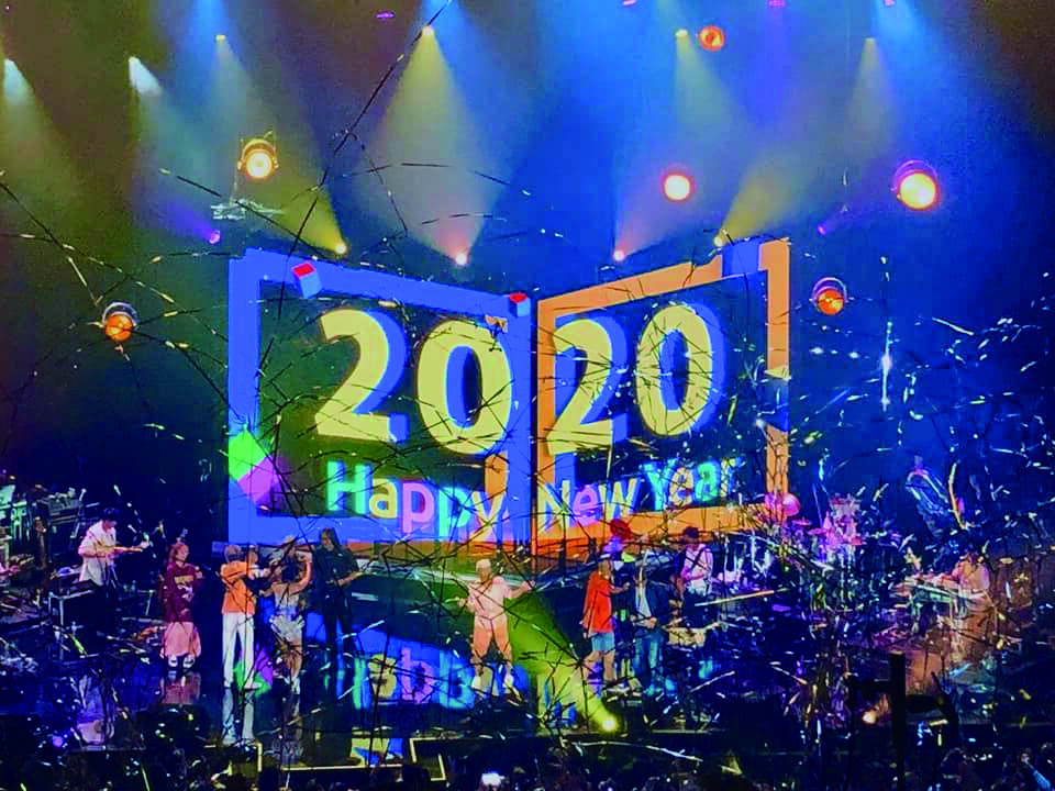 连续26年在国际会议中心举办跨年演唱会，成为每年年底的重要盛会之一。(图 滚石唱片)