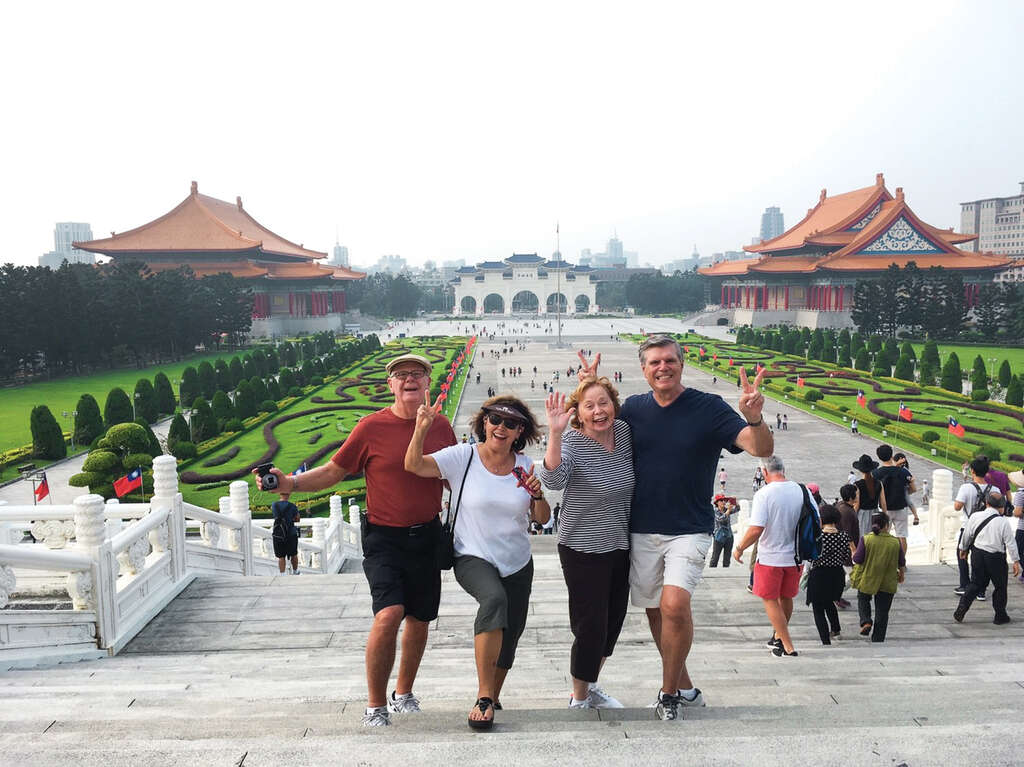 taiwan-taipei-attraction-Chiang-Kai-Shek-Memorial-Hall 4-Edited