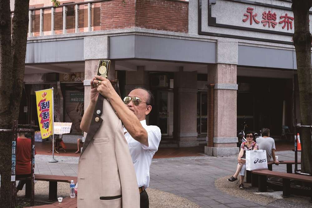 森爸_永樂市場前