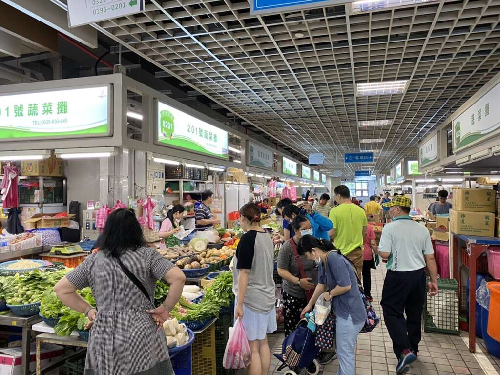 環南市場內部環境蔬菜攤