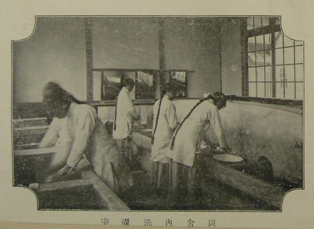 臺灣教育大三大四 041.jpg_裁