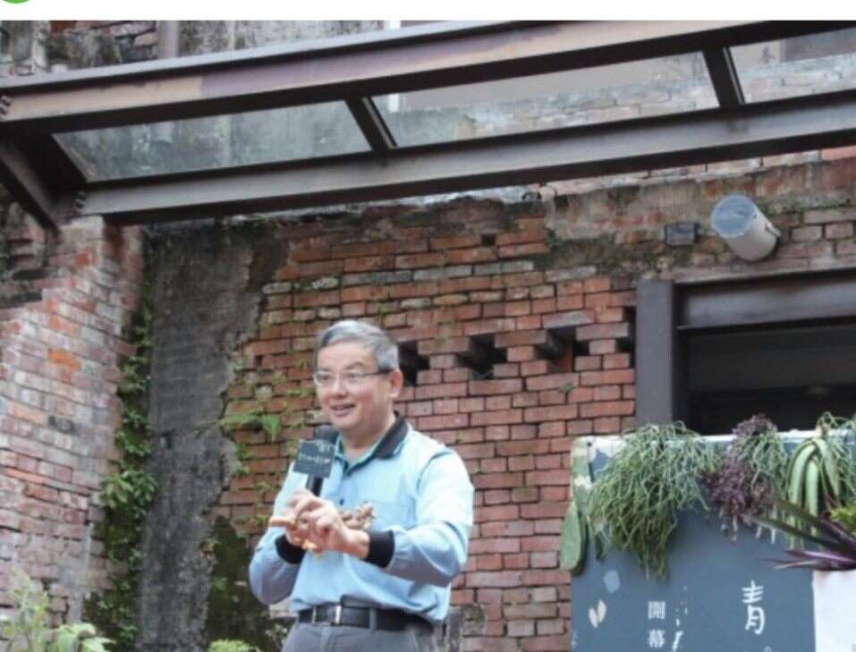 翁義成講師-介紹青草文化上課照片