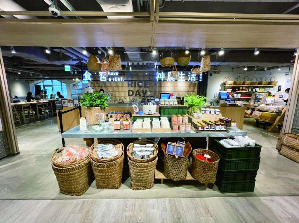 Machiko十分推薦大稻程、誠品生活「神農生活」，展現台灣設計活力的MIT商品，對觀光客來說相當有吸引力。（攝影／黃映嘉） [最大闊度 1024 最大高度 768]
