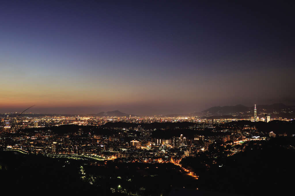 貓空夜景-sky912745