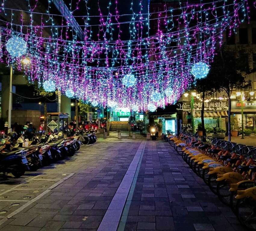 台北後站商圈燈飾