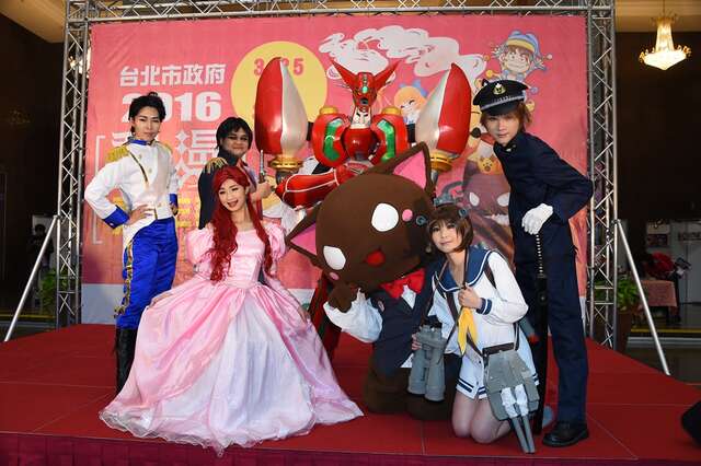 经典动漫cosplay,原创画展与动漫市集拢底「台北市政府×动漫嘉年华」