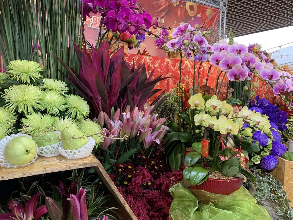 春节期间花市结合农特产品共同行销