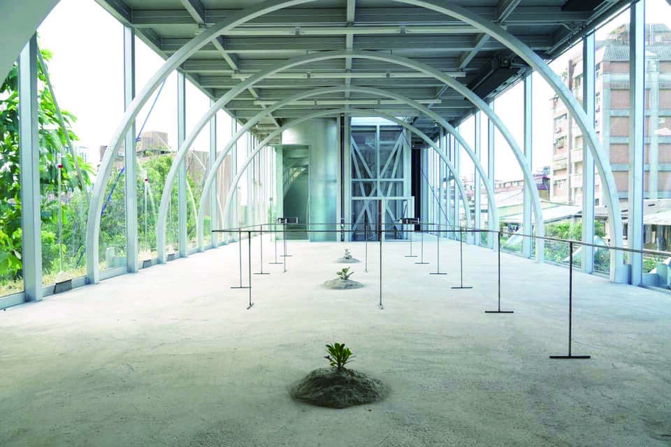 「山屋口口」的特殊空間，帶給觀者與傳統展出不同的趣味。（圖／剛隨著你剝離）