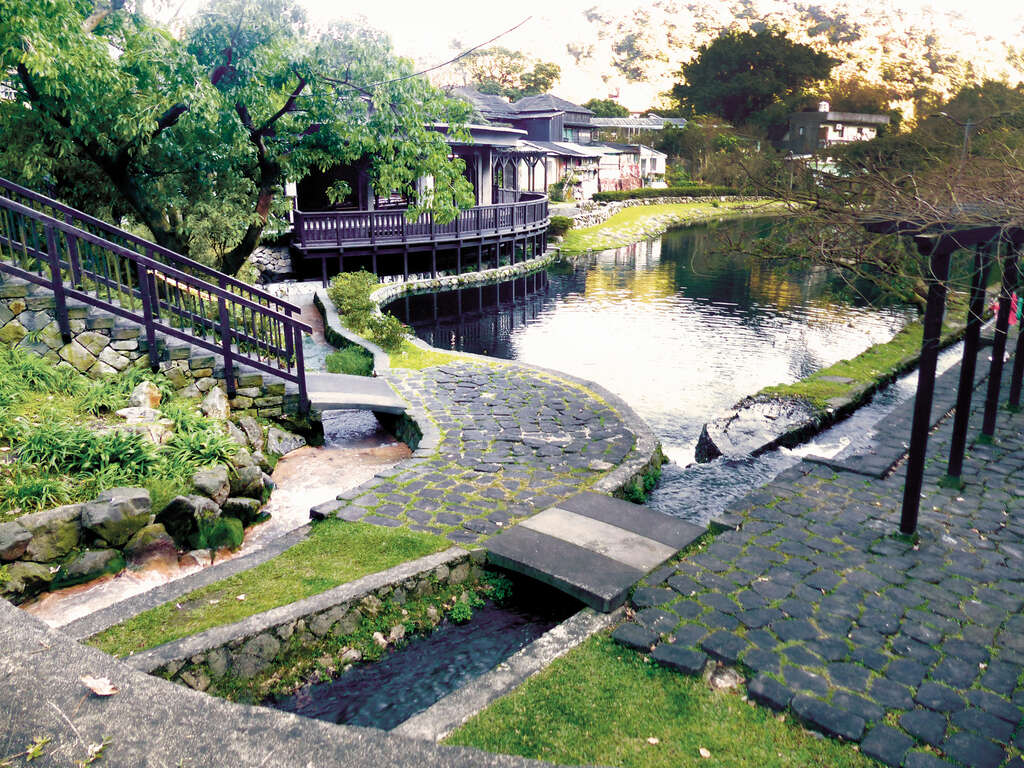 前山公園