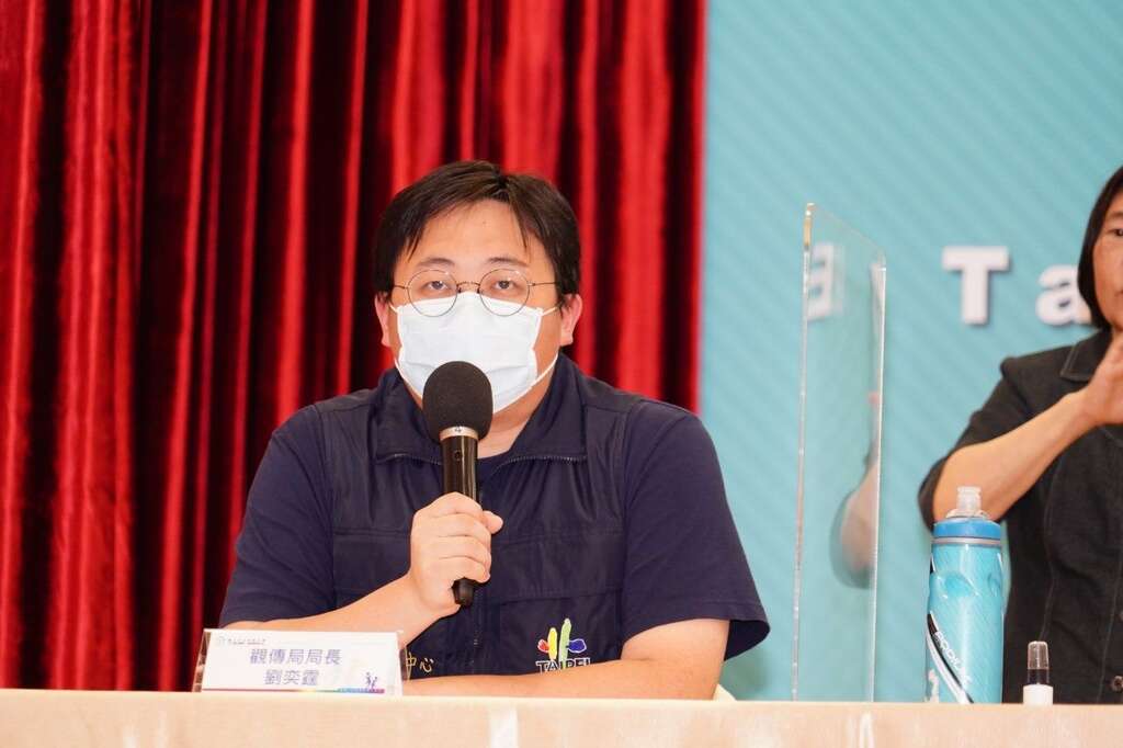 觀傳局局長發言_疫情記者會_劉佳雯攝