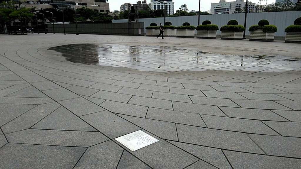 台北市 公園緑地、親水施設、屋内施設を一時的に閉鎖