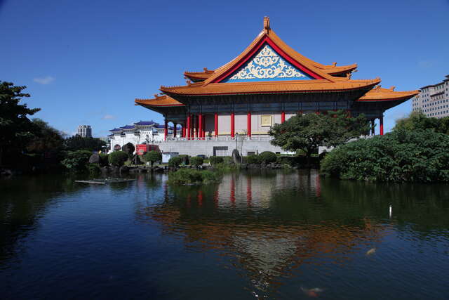 1001102_01_004_國家音樂廳_王能佑攝_中正紀念堂.JPG