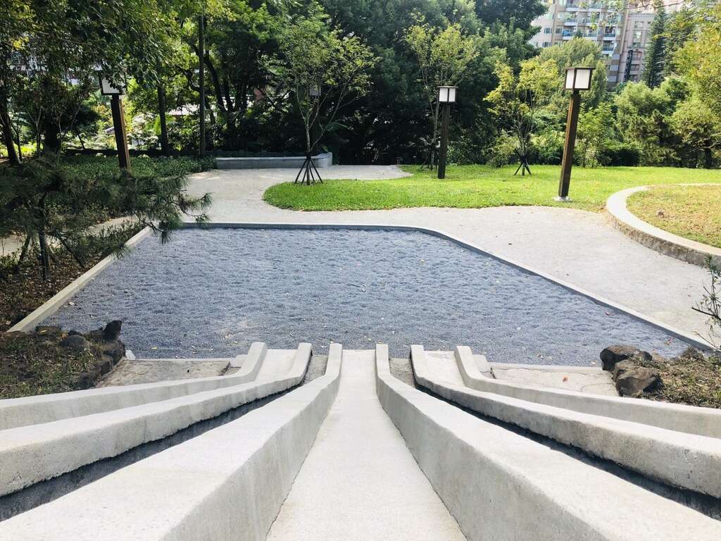 北投で百年の歴史を誇る児童専用公園へ